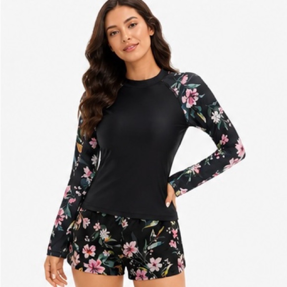 DACI Black Floral Rash Guard Swim Set Size Medium NWT